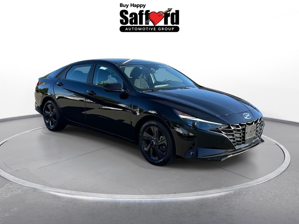 Used 2021 Black Hyundai SEL image 9