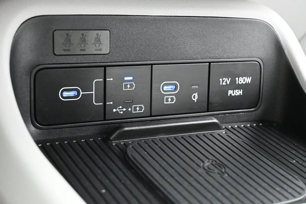 Used 2026 Abyss Black Pearl Hyundai SEL Sport image 23