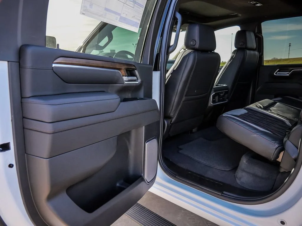 2026 Chevrolet Silverado 3500 HD High Country - Photo 56