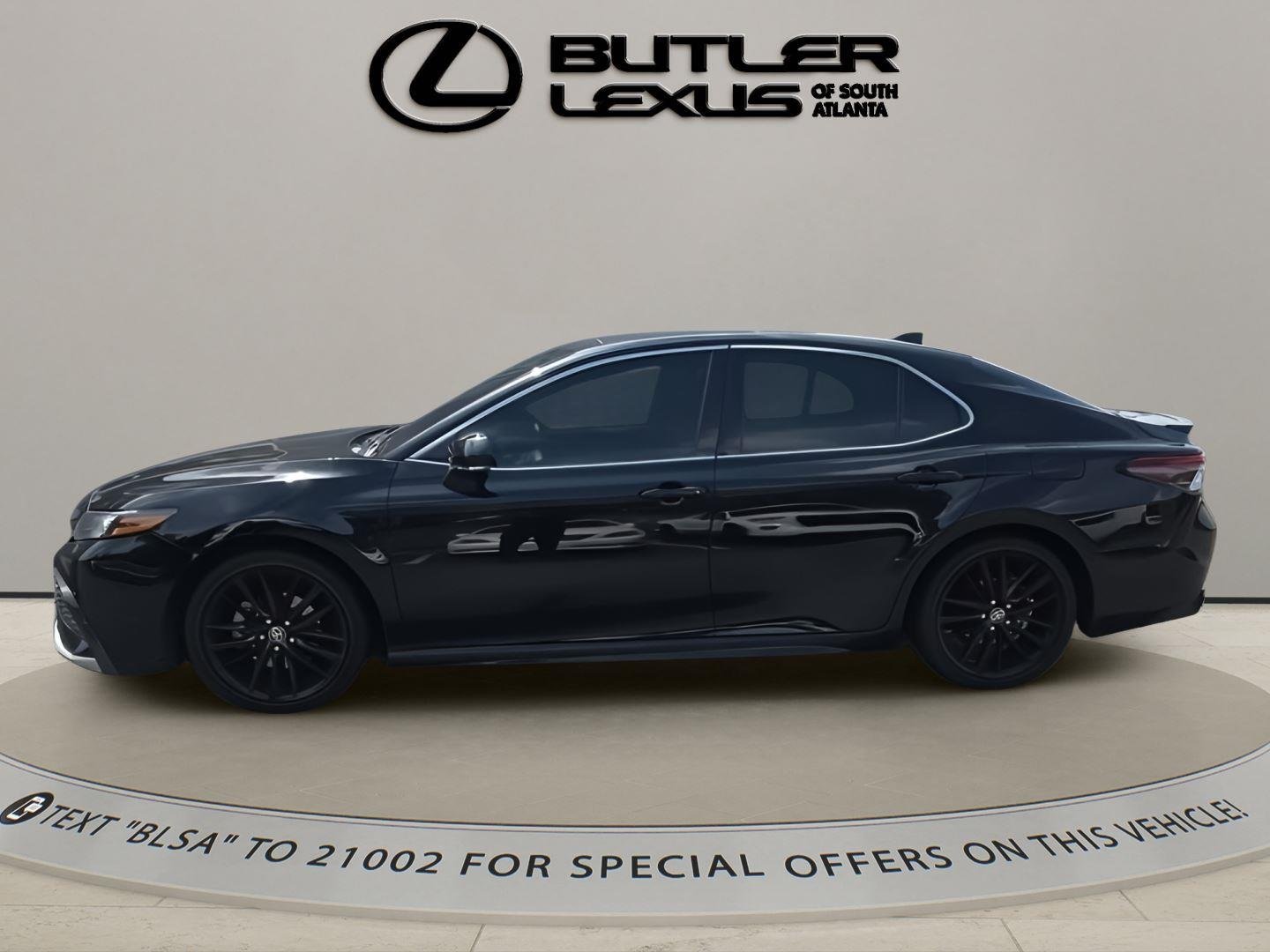 Used 2021 Midnight Black Metallic Toyota XSE image 5