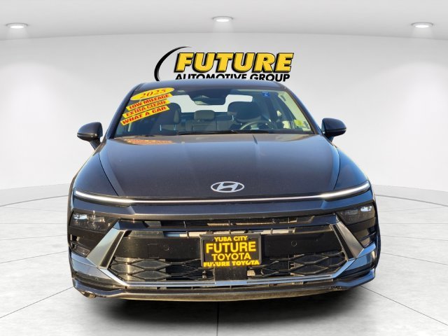 Used 2025 Gray Hyundai SEL image 2