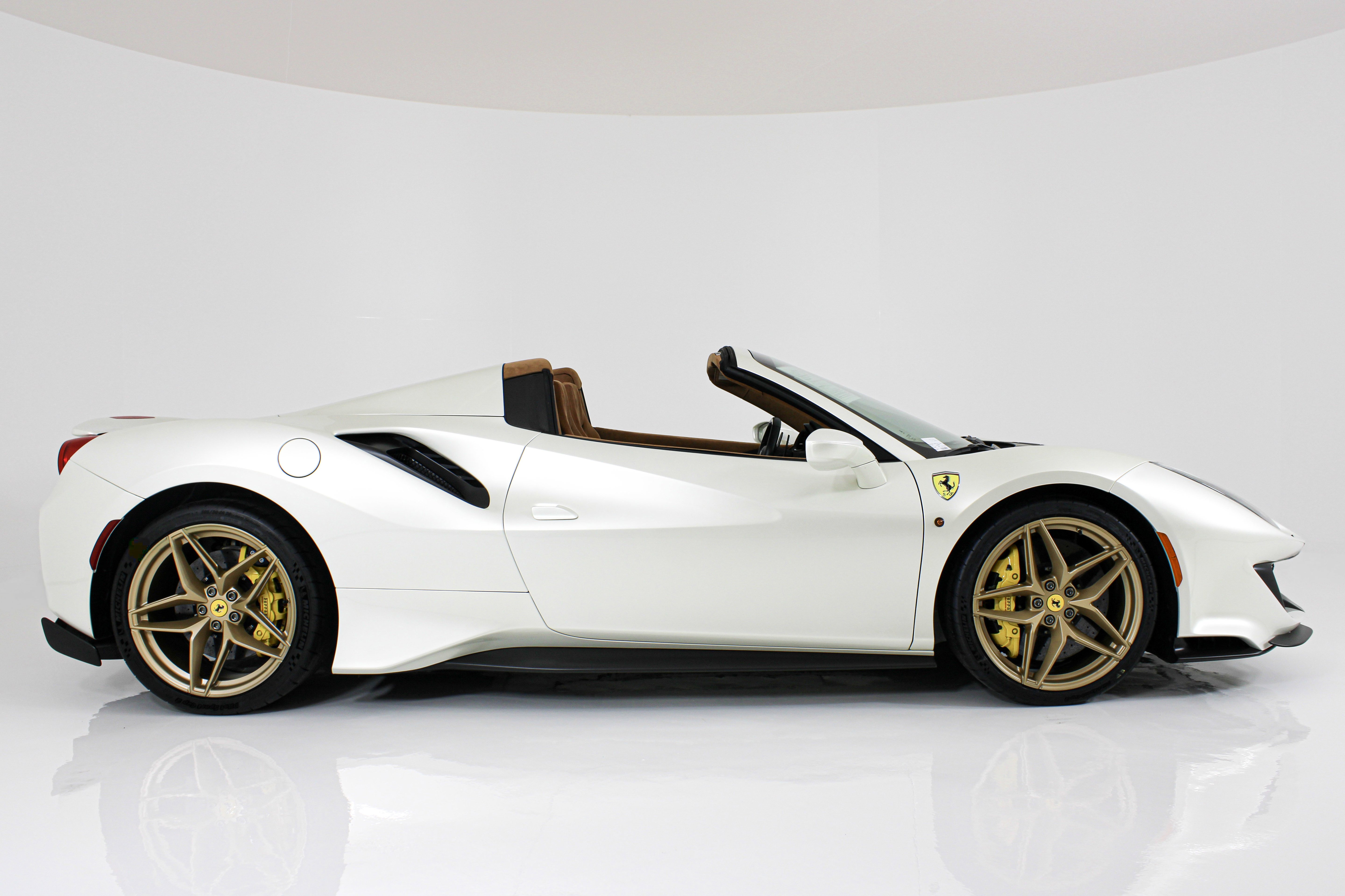 Certified Used 2020 White Ferrari  image 6