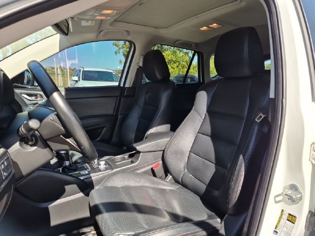 Used 2016 White Mazda Grand Touring image 11