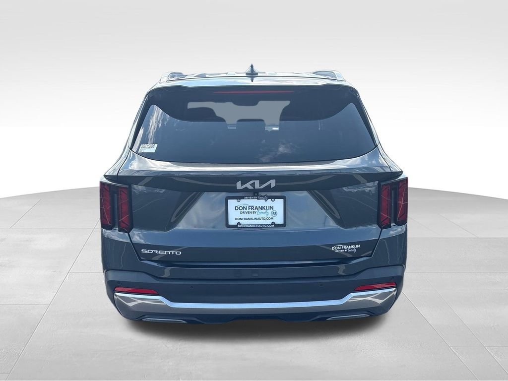 Used 2025 Gray Kia S image 4