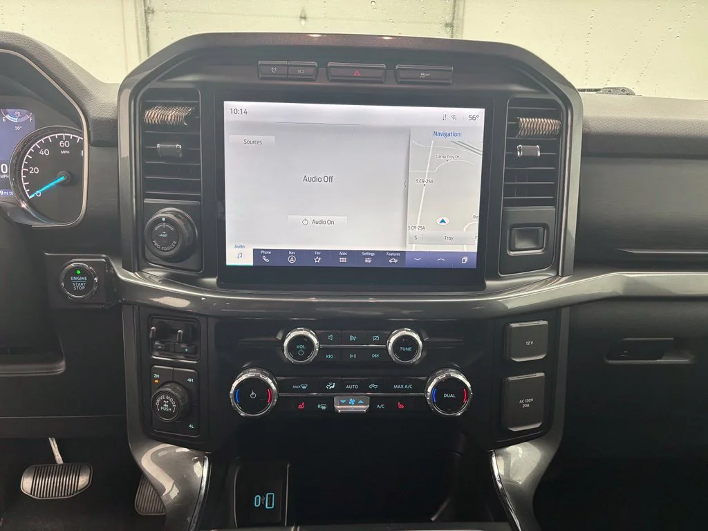 Used 2023 Black Ford XLT image 27