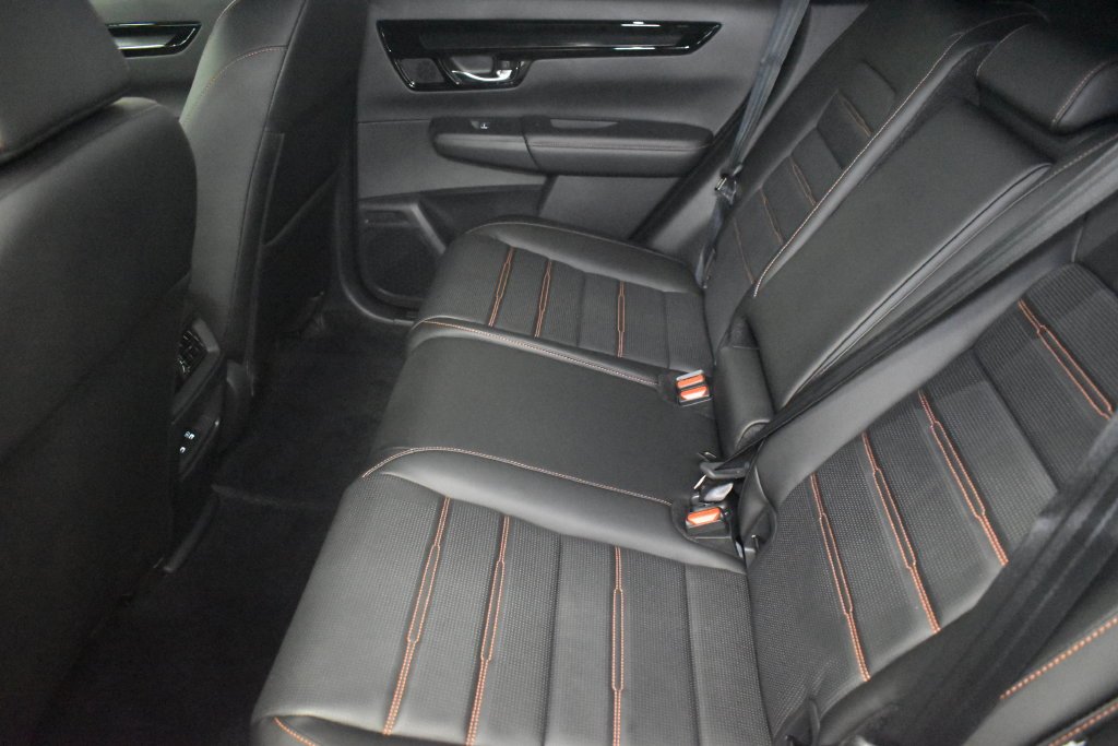 New 2027 Meteorite Gray Metallic Honda Sport Touring image 22
