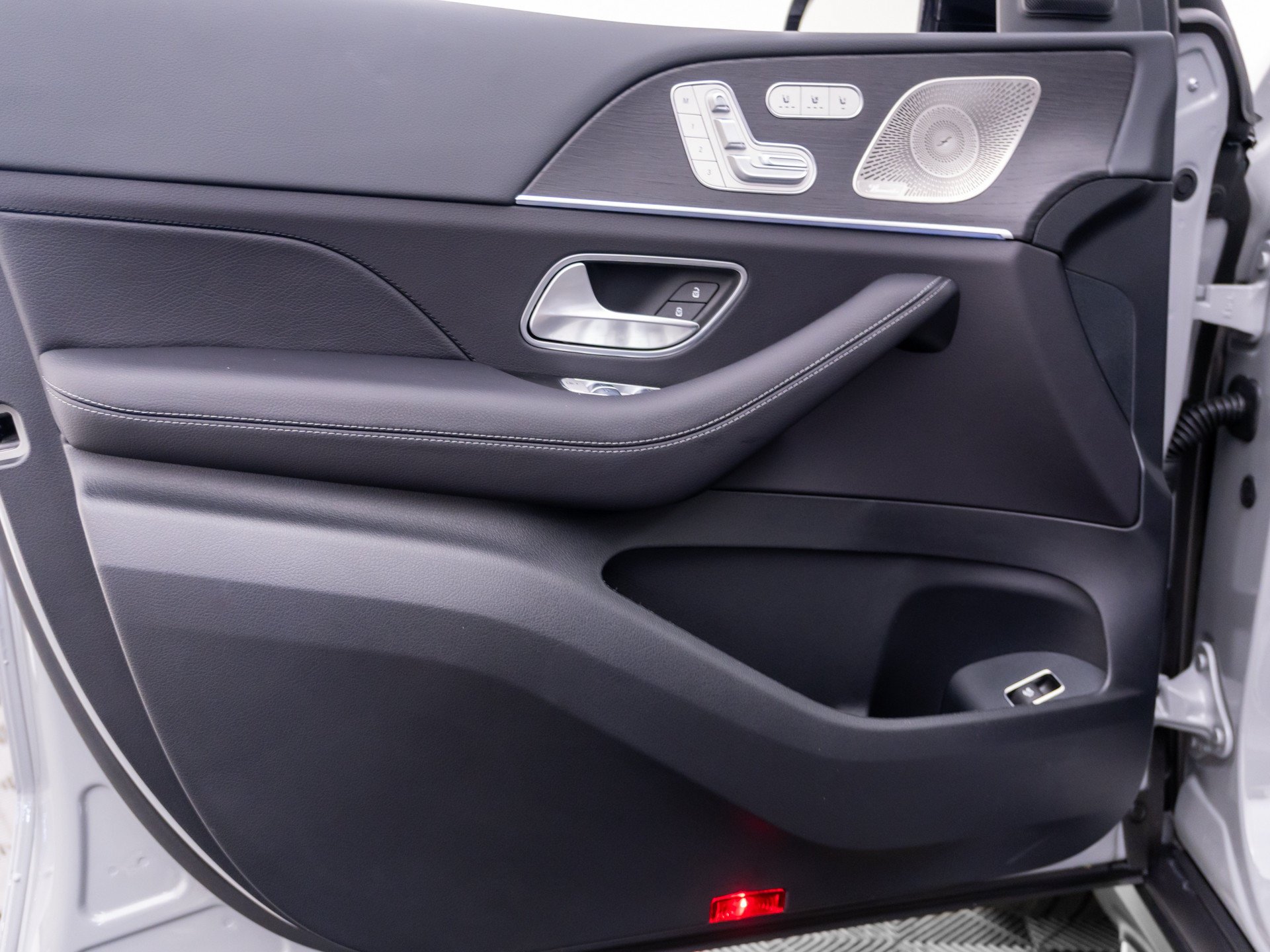New 2027 Gray Mercedes-Benz GLE 450 image 14