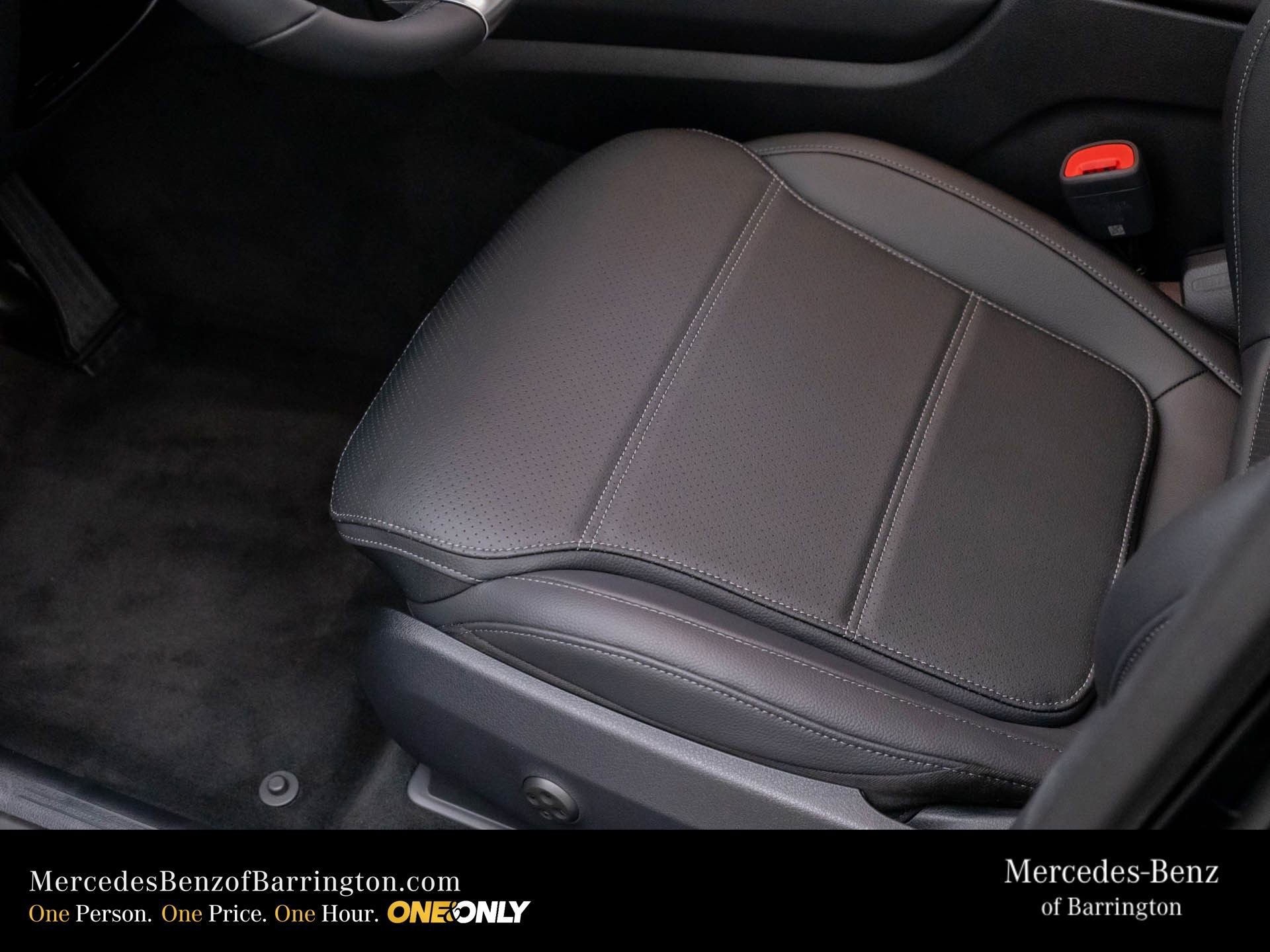 New 2026 Black Mercedes-Benz GLC 300 image 58