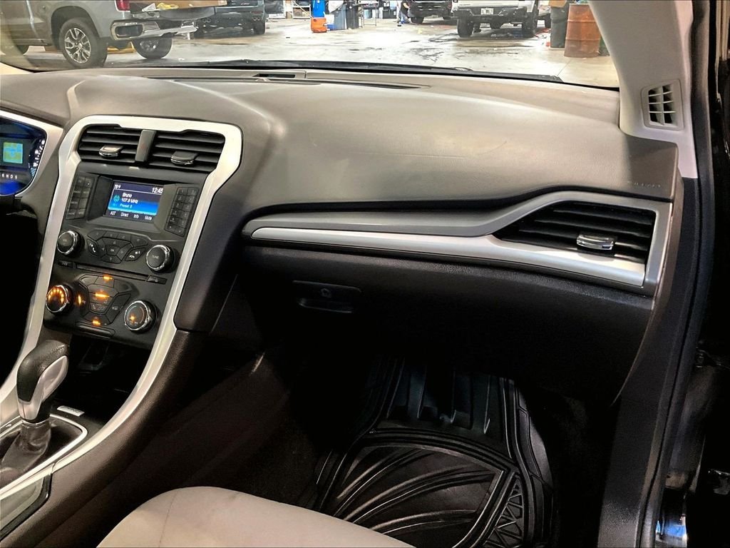 Used 2016 Black Ford S image 13