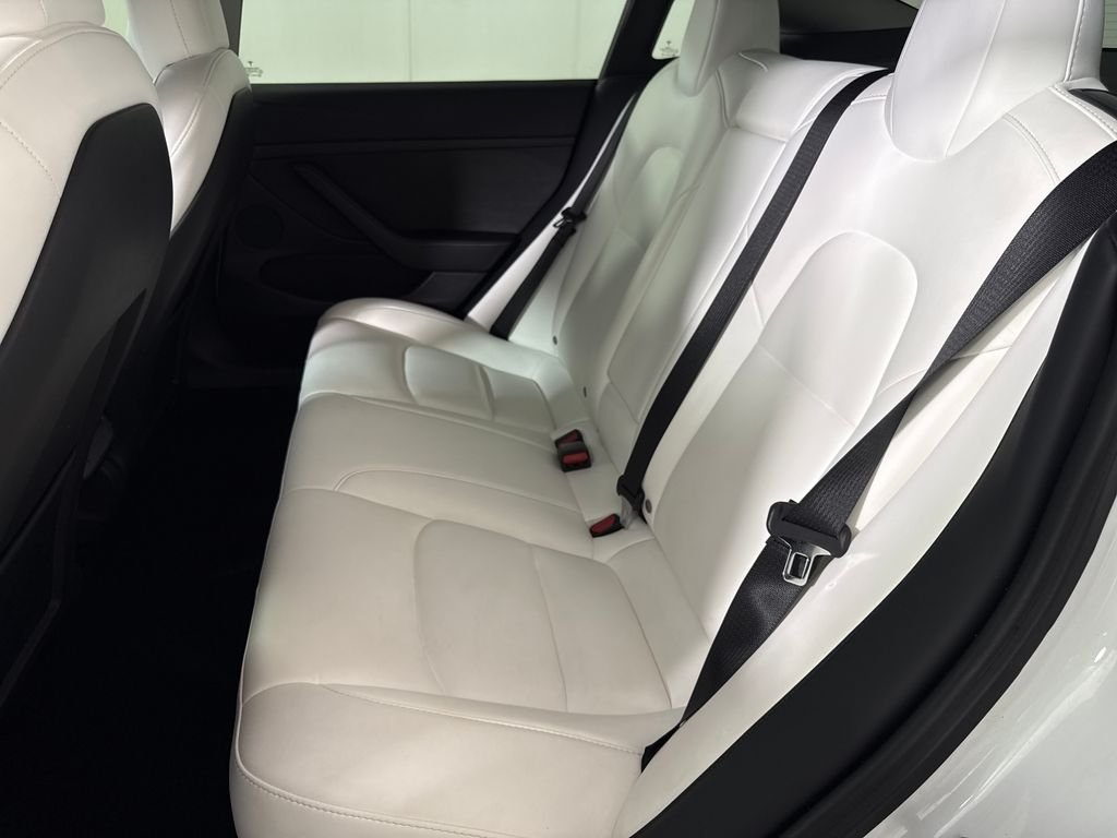 Used 2021 White Tesla Long Range image 12