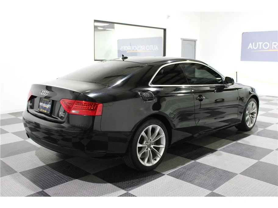Used 2014 Black Audi Premium Plus image 4
