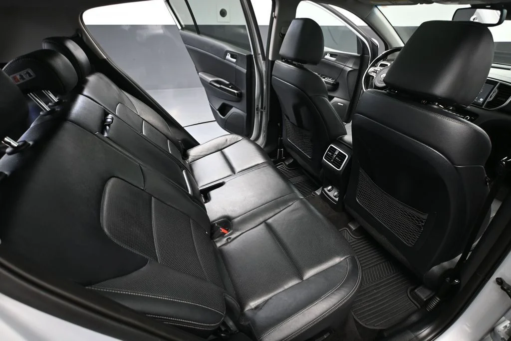 Used 2019 Silver Kia SX image 44