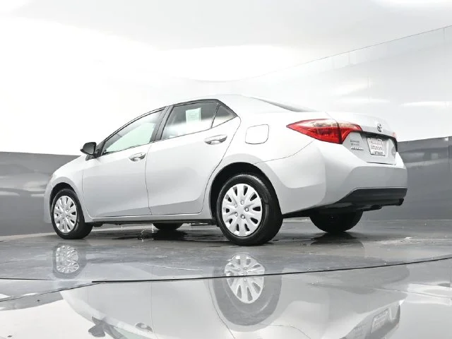 2019 Toyota Corolla LE - Photo 44