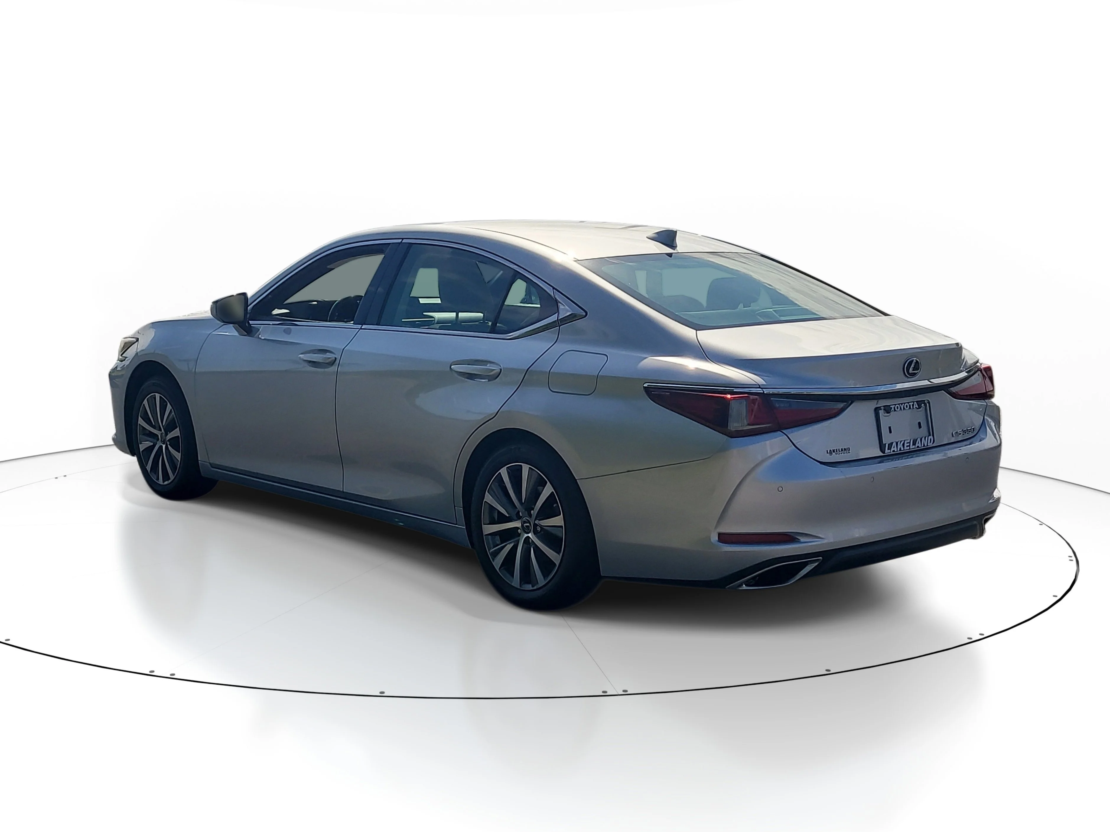 Used 2019 Silver Lexus ES 350 image 4