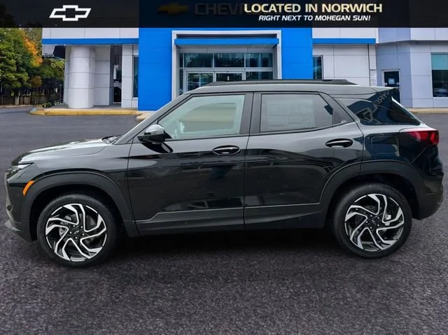 New 2026 Mosaic Black Metallic Chevrolet RS image 36