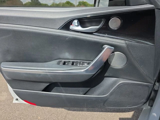 Certified Used 2022 White Kia GT-Line image 17