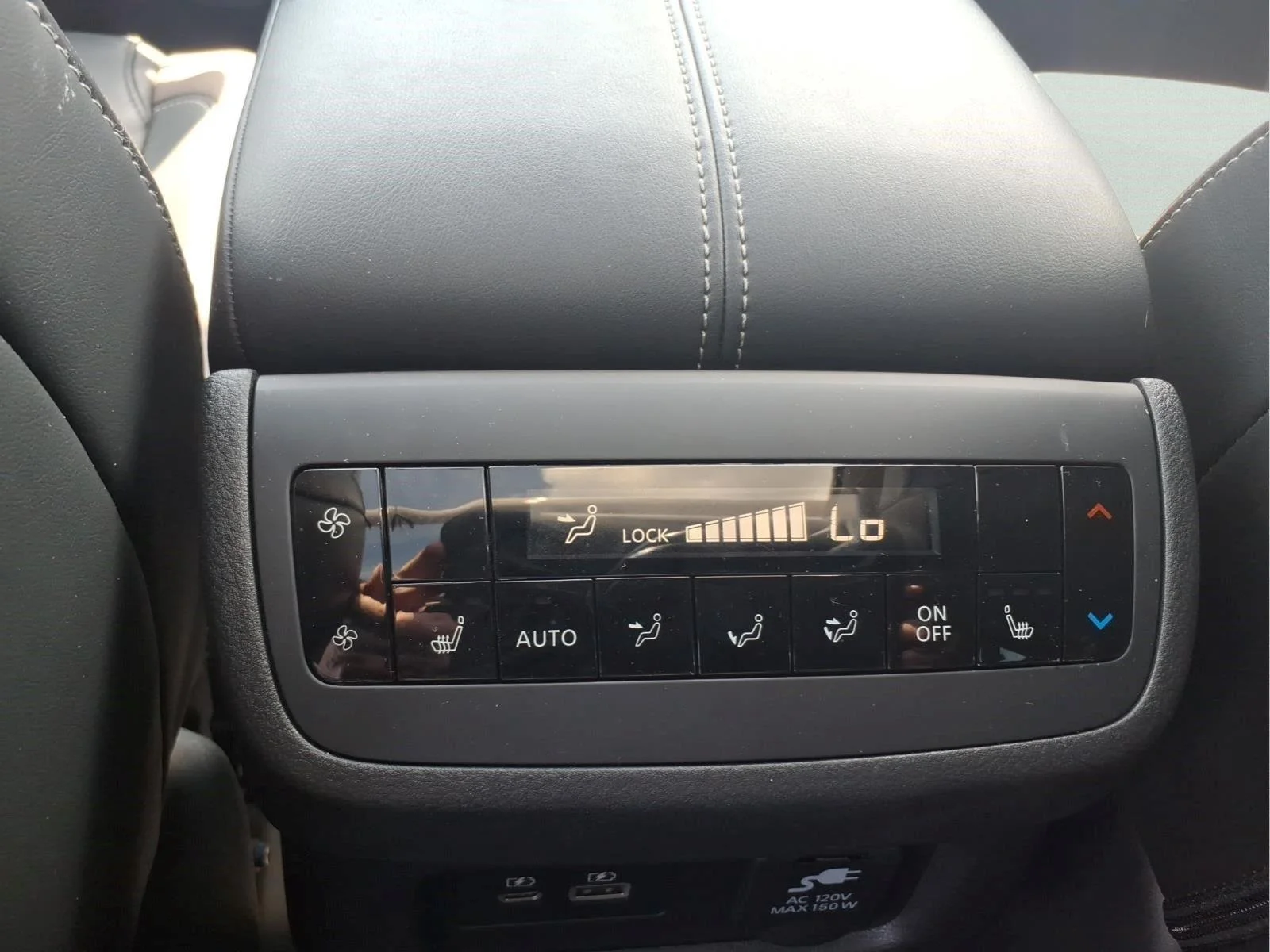 Used 2025 Scarlet Ember Tintcoat Nissan Platinum image 13