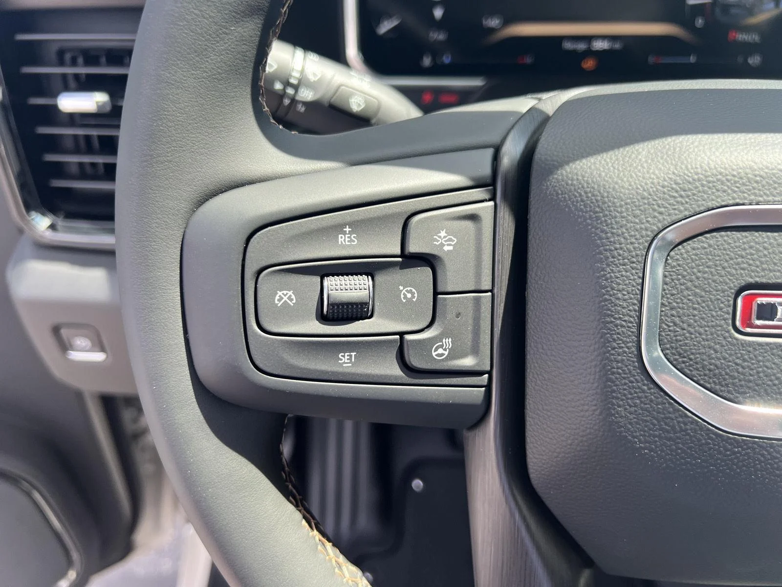 2026 GMC Sierra 3500HD AT4 - Photo 19