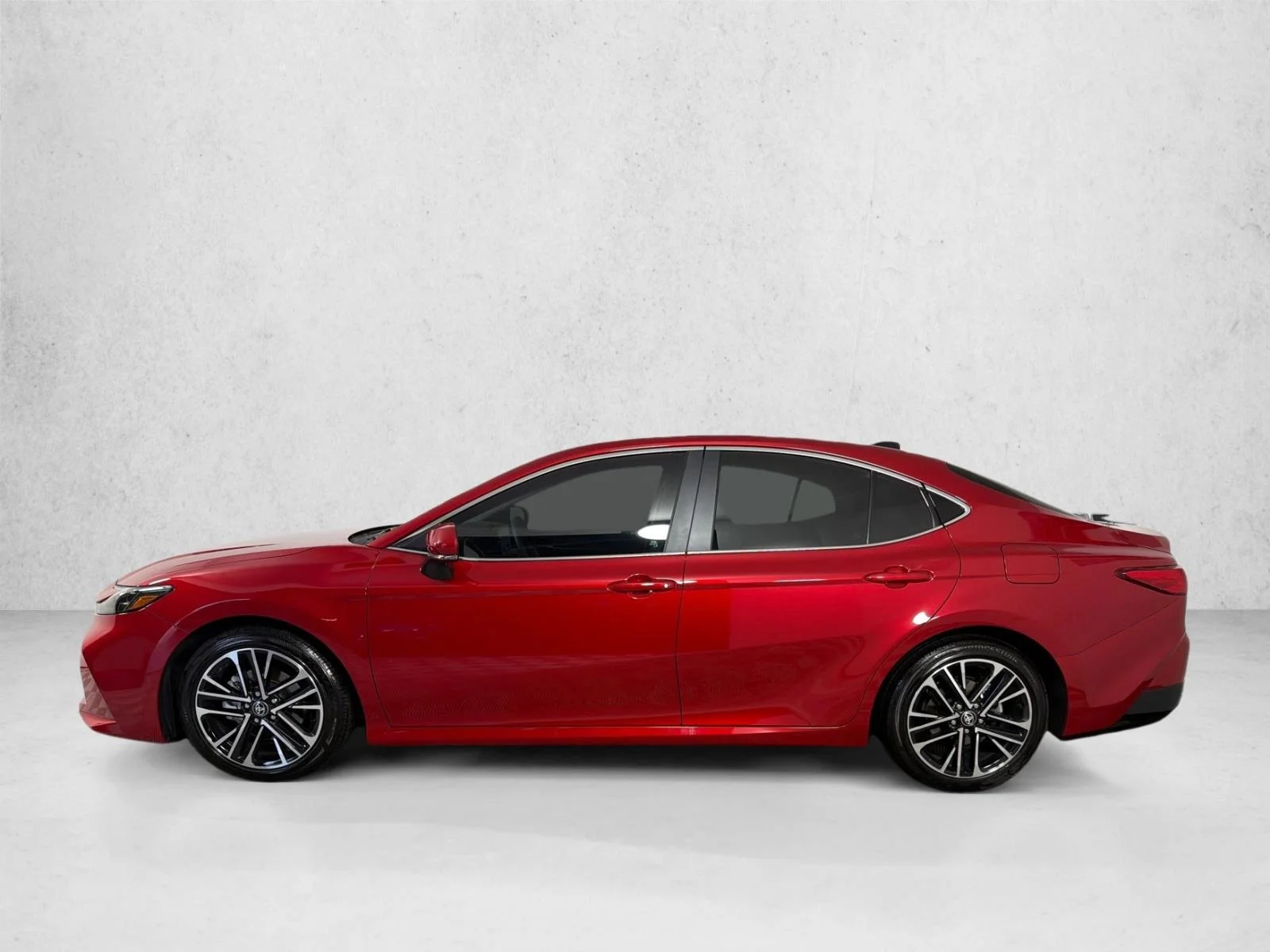 Used 2025 Gray Toyota LE image 7