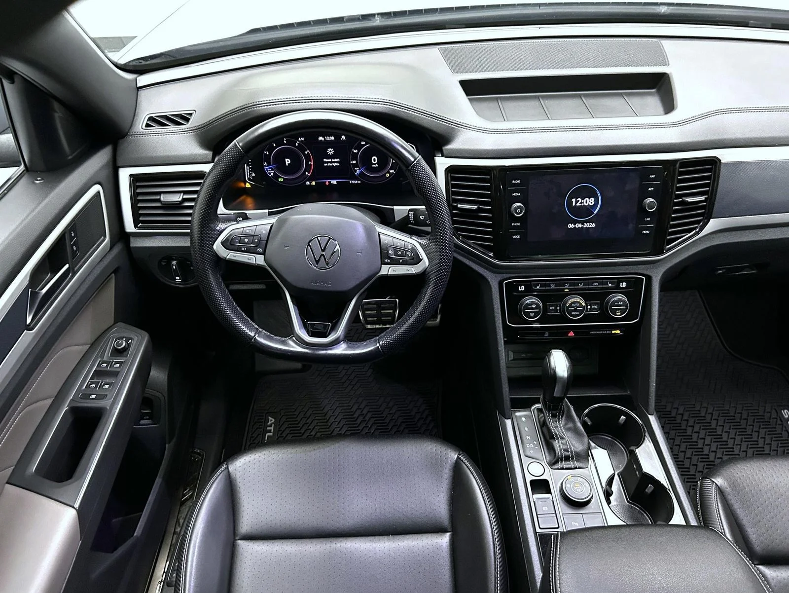 Used 2022 Gray Volkswagen 3.6L V6 SEL R-Line image 14