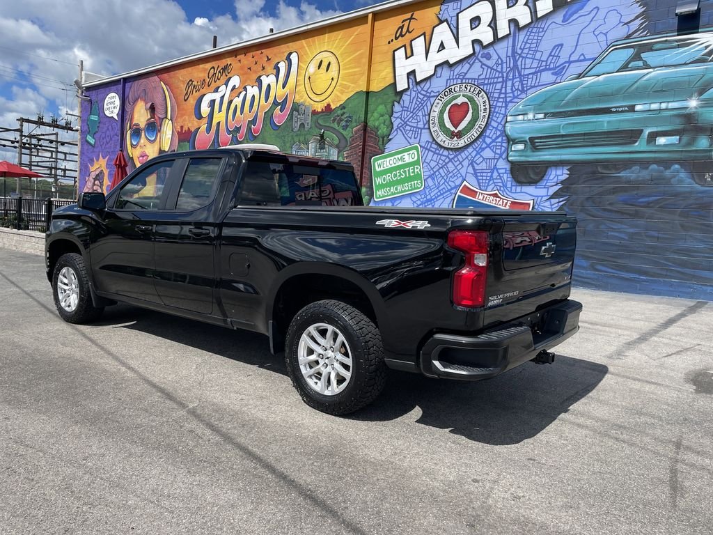 Certified Used 2022 Black Chevrolet RST image 3