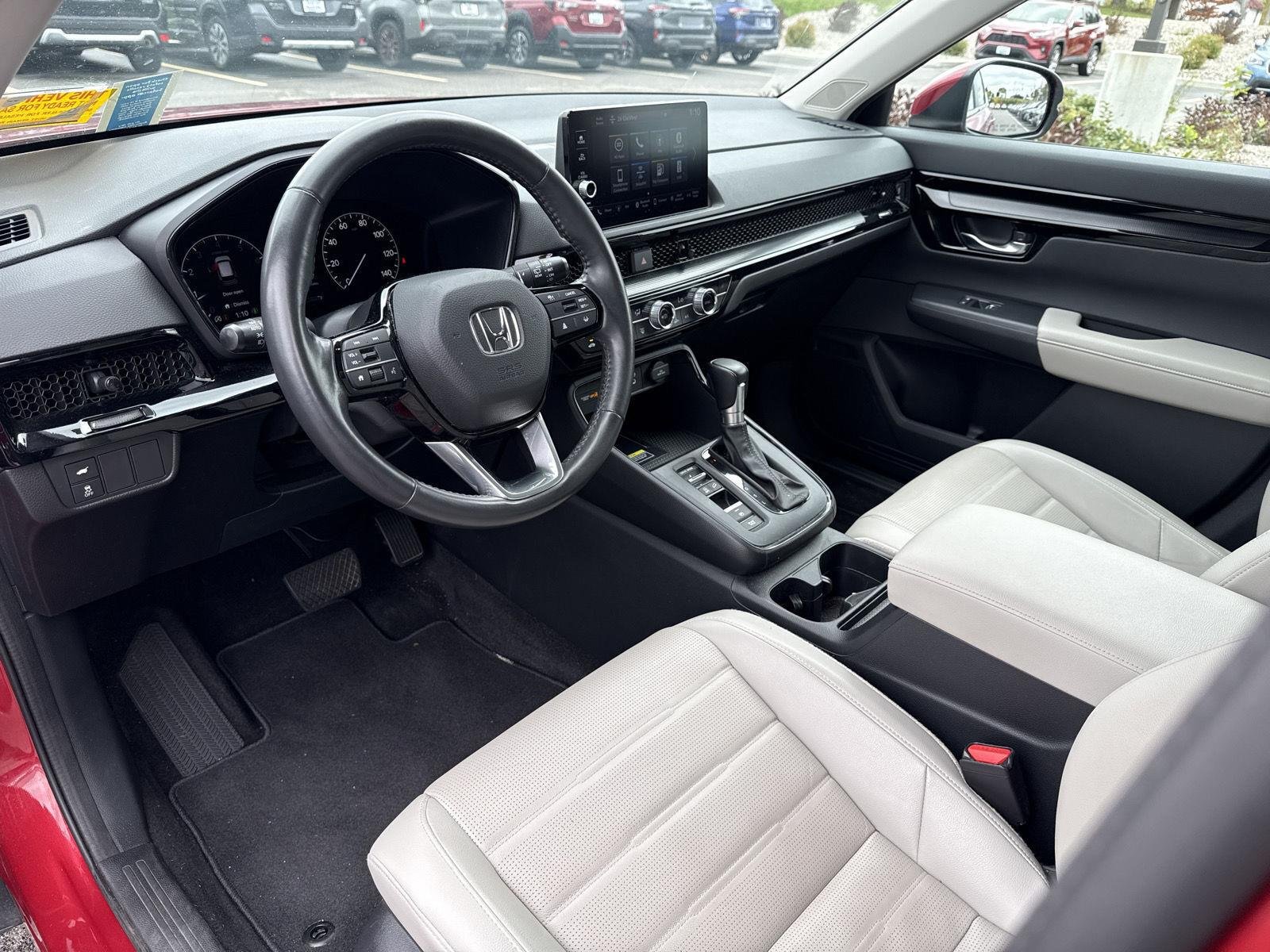 Used 2024 Radiant Red Metallic Honda EX-L image 7