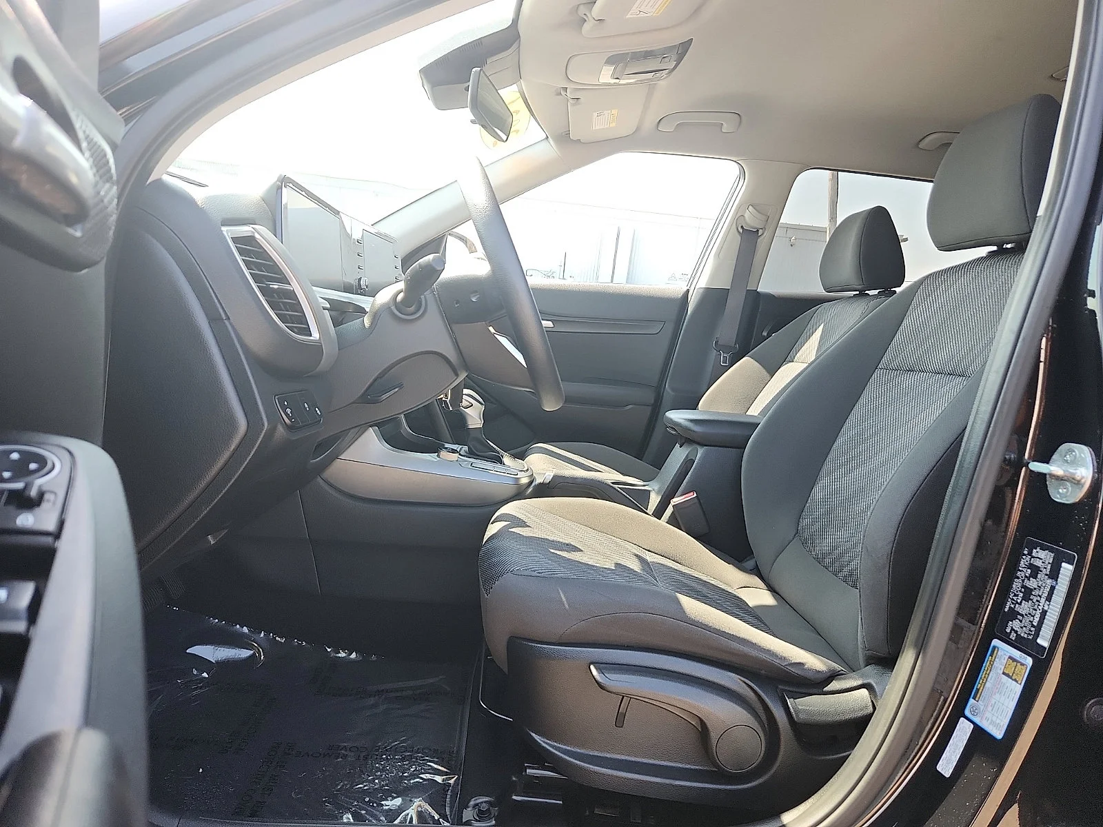 Used 2024 Black Kia LX image 13