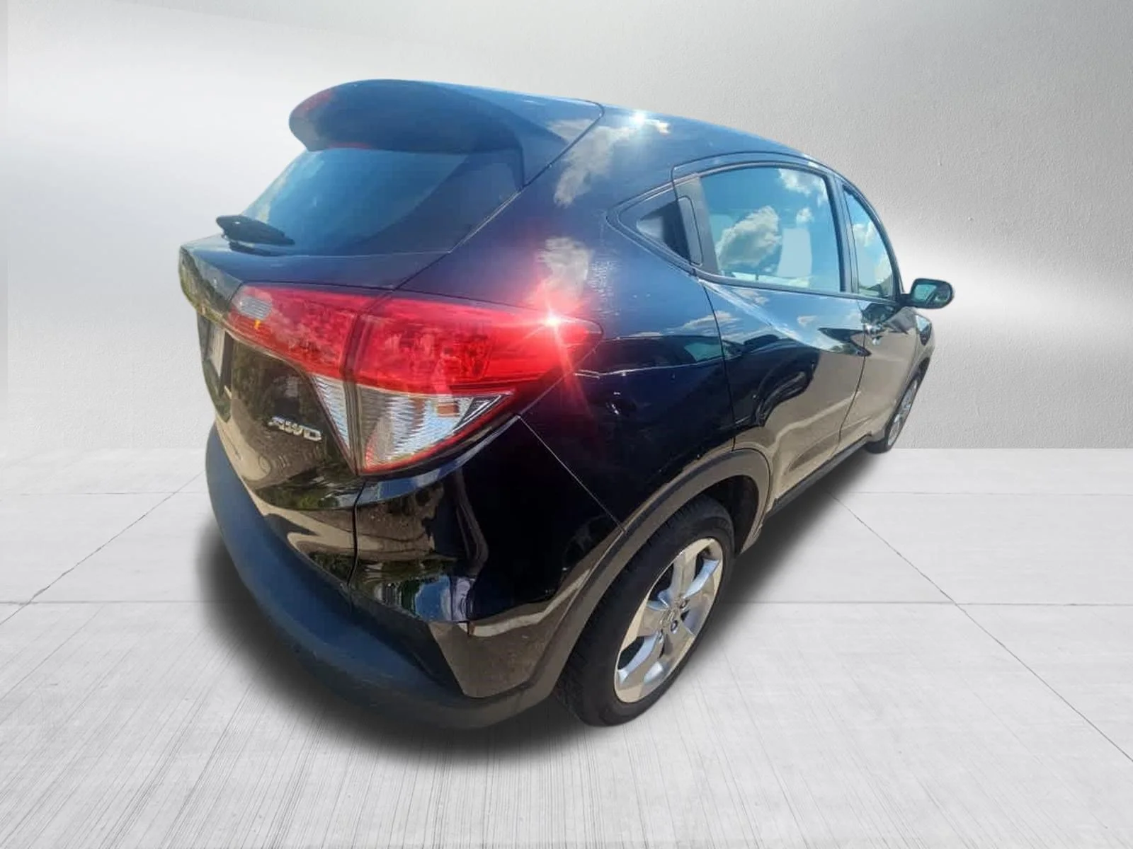 Certified Used 2019 Crystal Black Pearl Honda LX image 5
