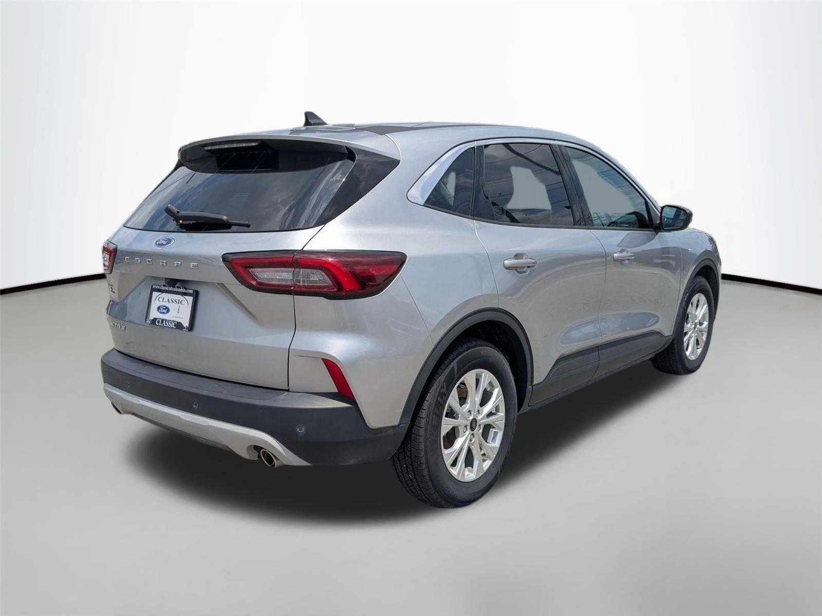 Used 2023 Iconic Silver Metallic Ford Active image 5