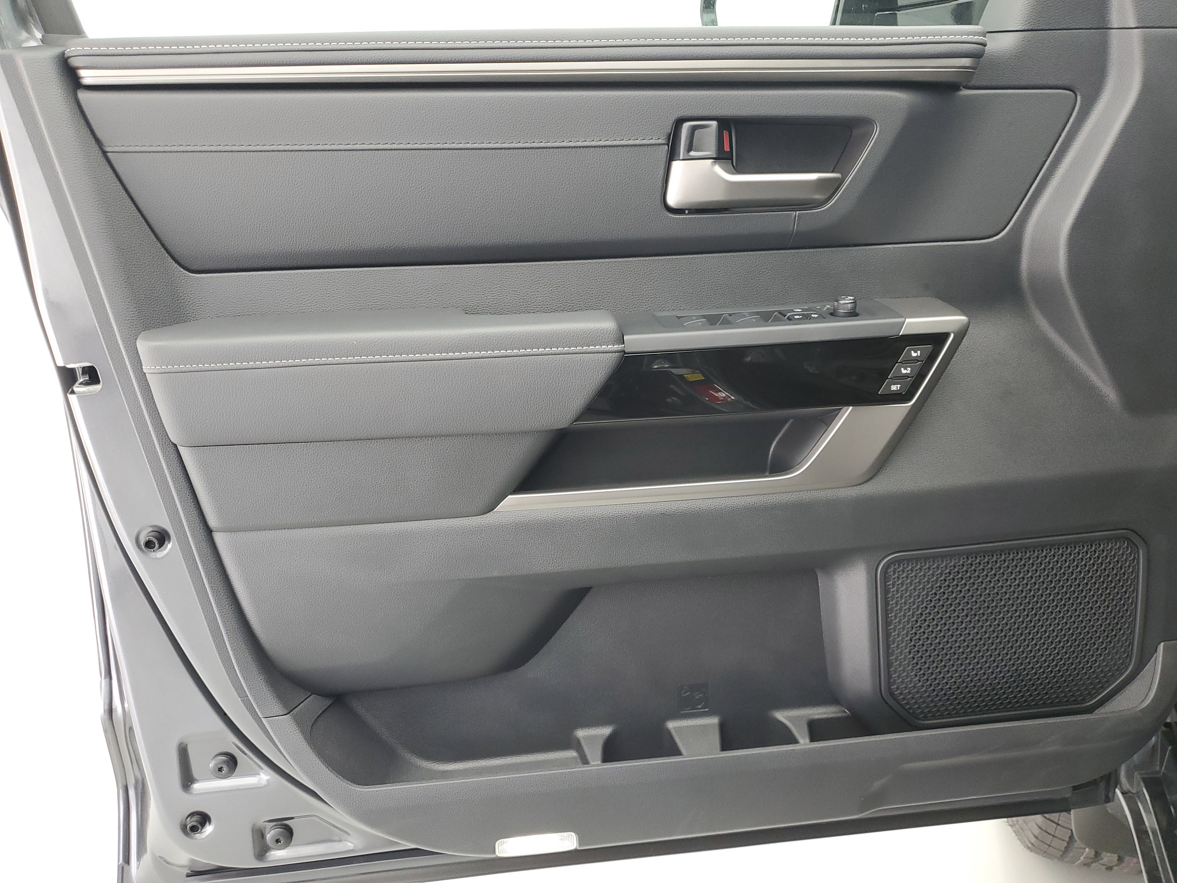 2026 Toyota Tundra Limited - Photo 20
