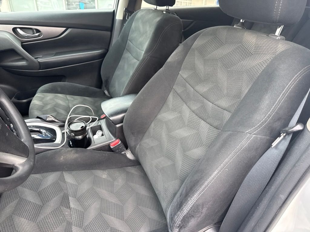 Used 2016 White Nissan S image 12