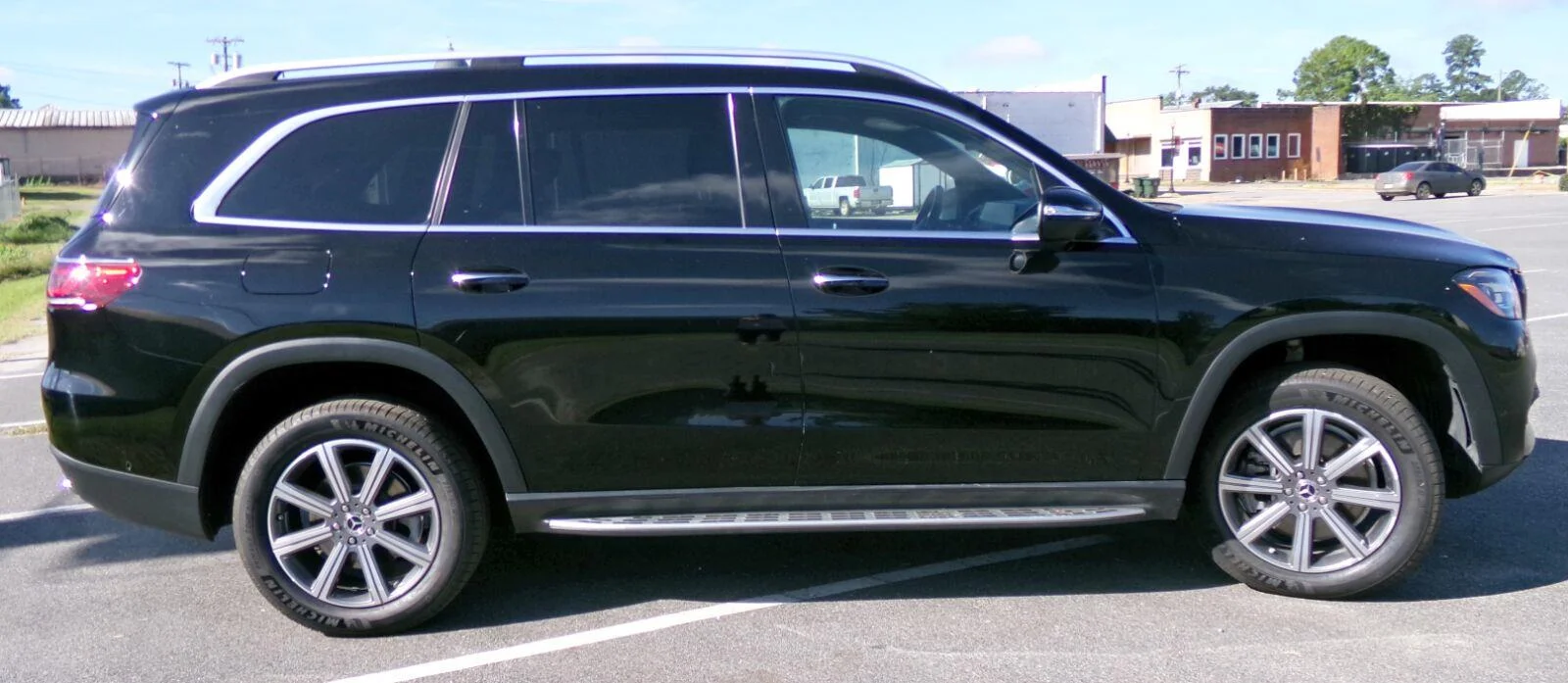 Used 2020 Black Mercedes-Benz GLS 450 image 6
