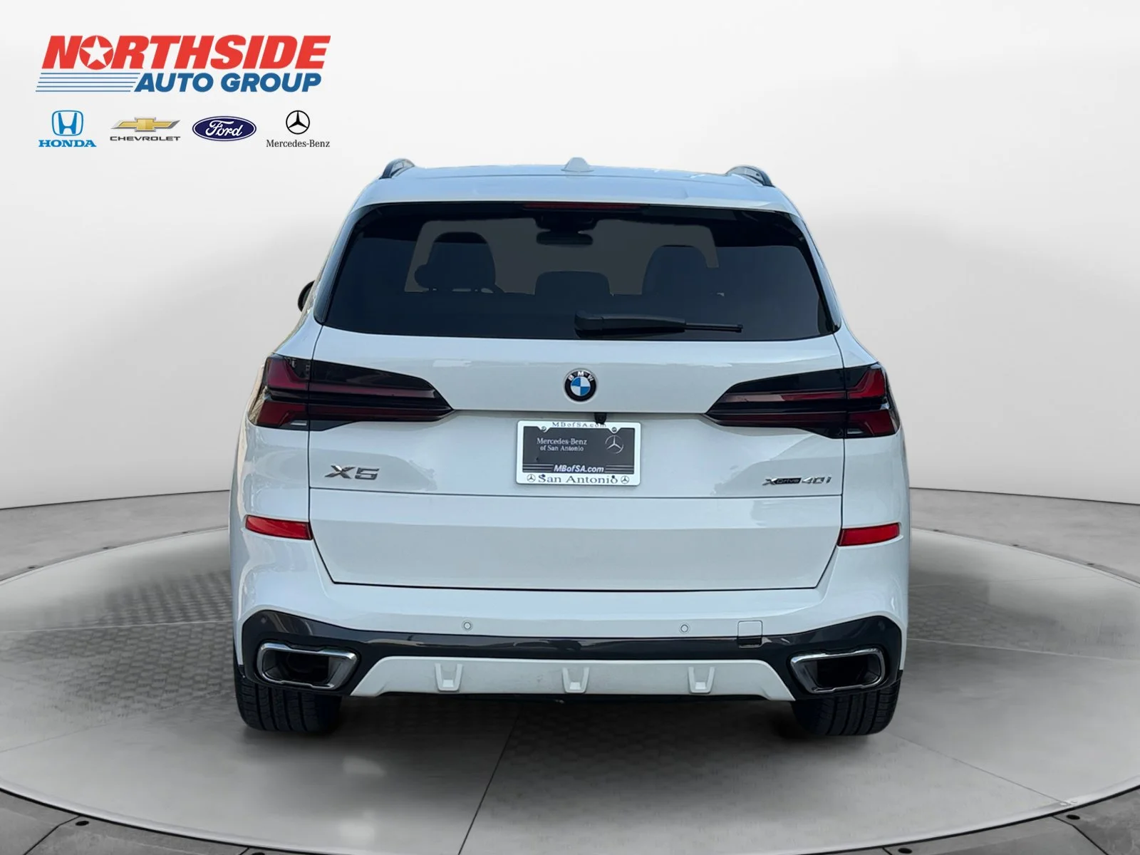 Used 2026 Alpine White BMW xDrive40i image 6