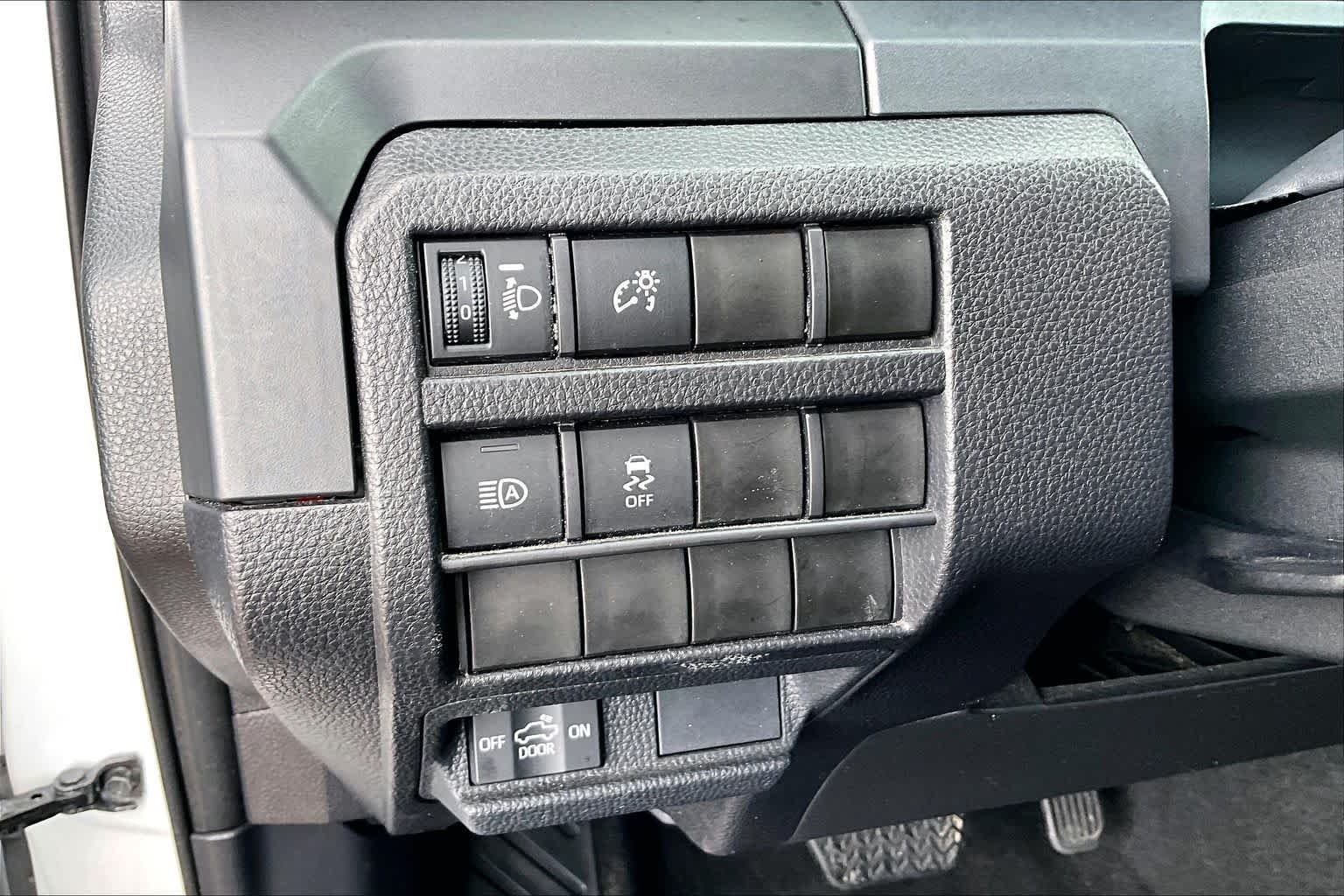 Used 2025 Ice Cap Toyota SR image 32