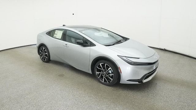 New 2026 Cutting Edge Toyota XSE Premium image 30