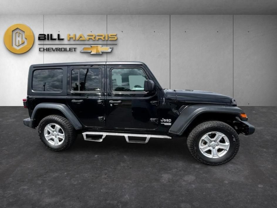 Used 2019 Black Jeep Unlimited Sport S image 10