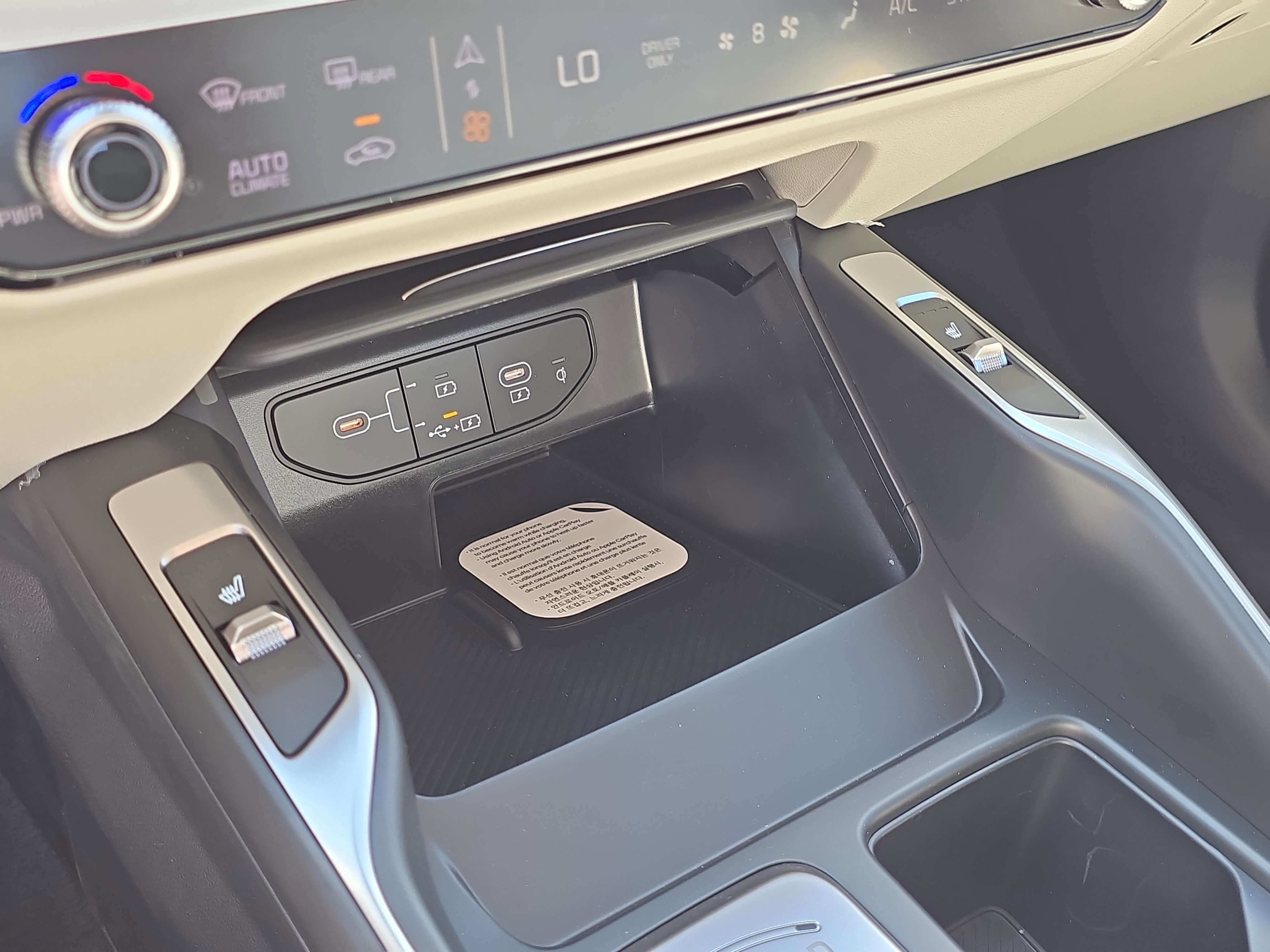 New 2026 Snow White Pearl Kia EX AWD image 26