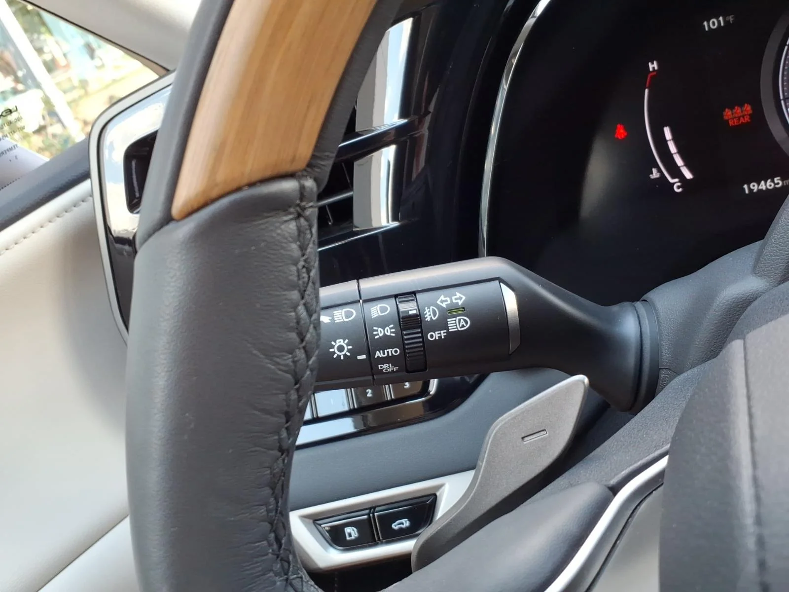 Certified Used 2024 Matador Red Mica Lexus Premium image 26