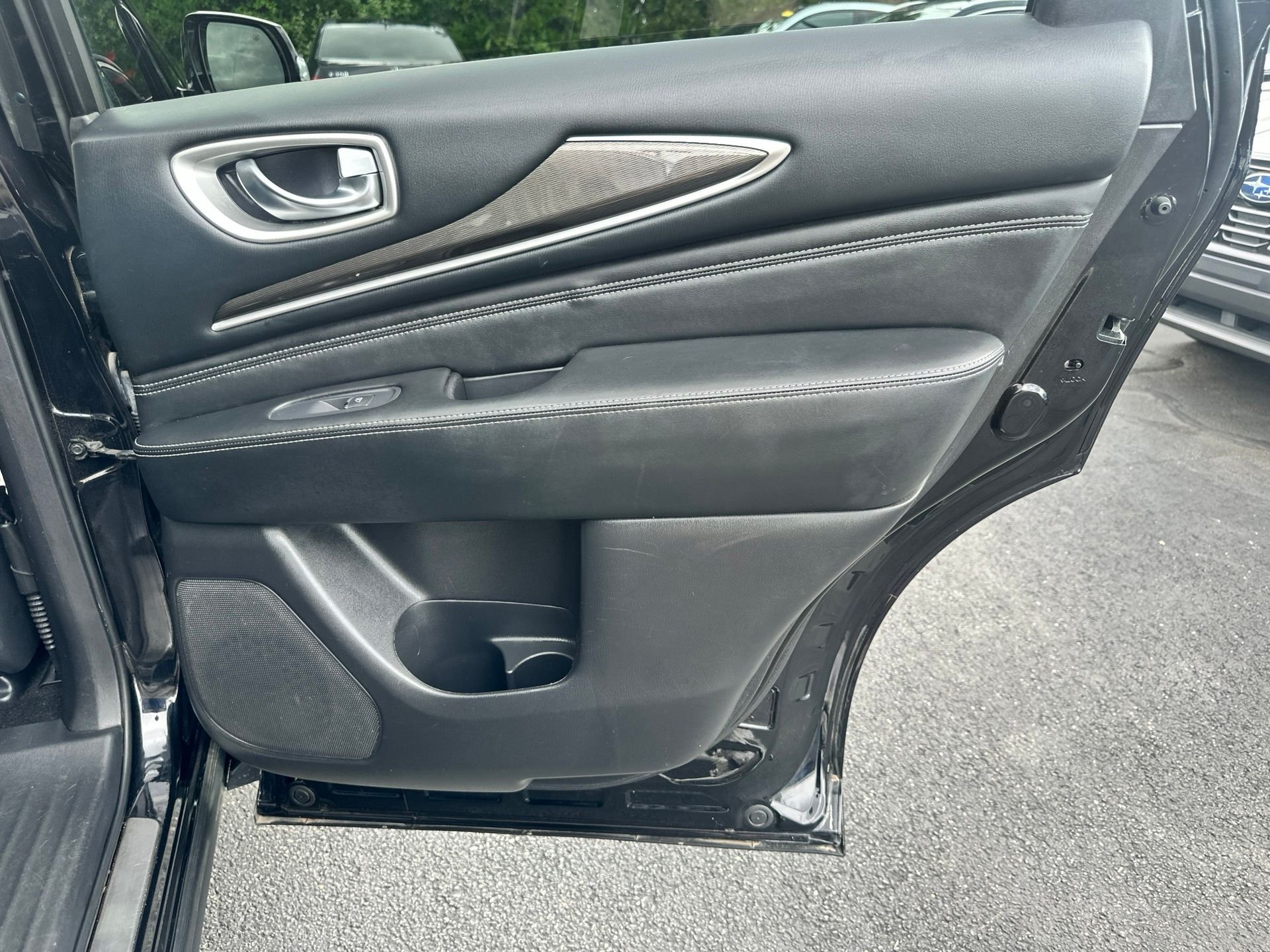 Used 2020 Black INFINITI LUXE image 23