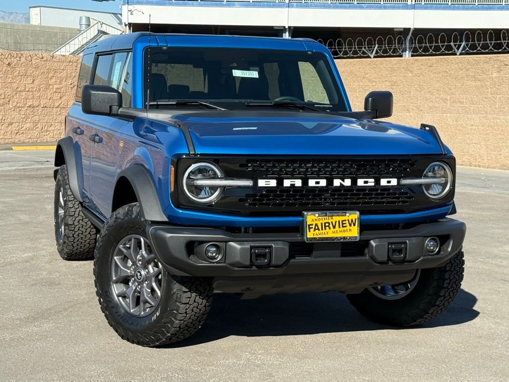 New 2025 Velocity Blue Metallic Ford Badlands® image 2