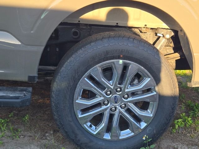 2025 Ford F-150 Lariat - Photo 11