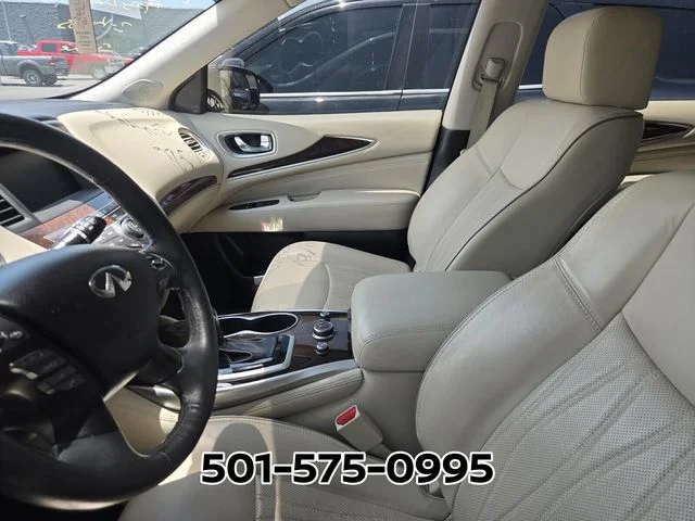 Used 2018 White INFINITI Base image 5