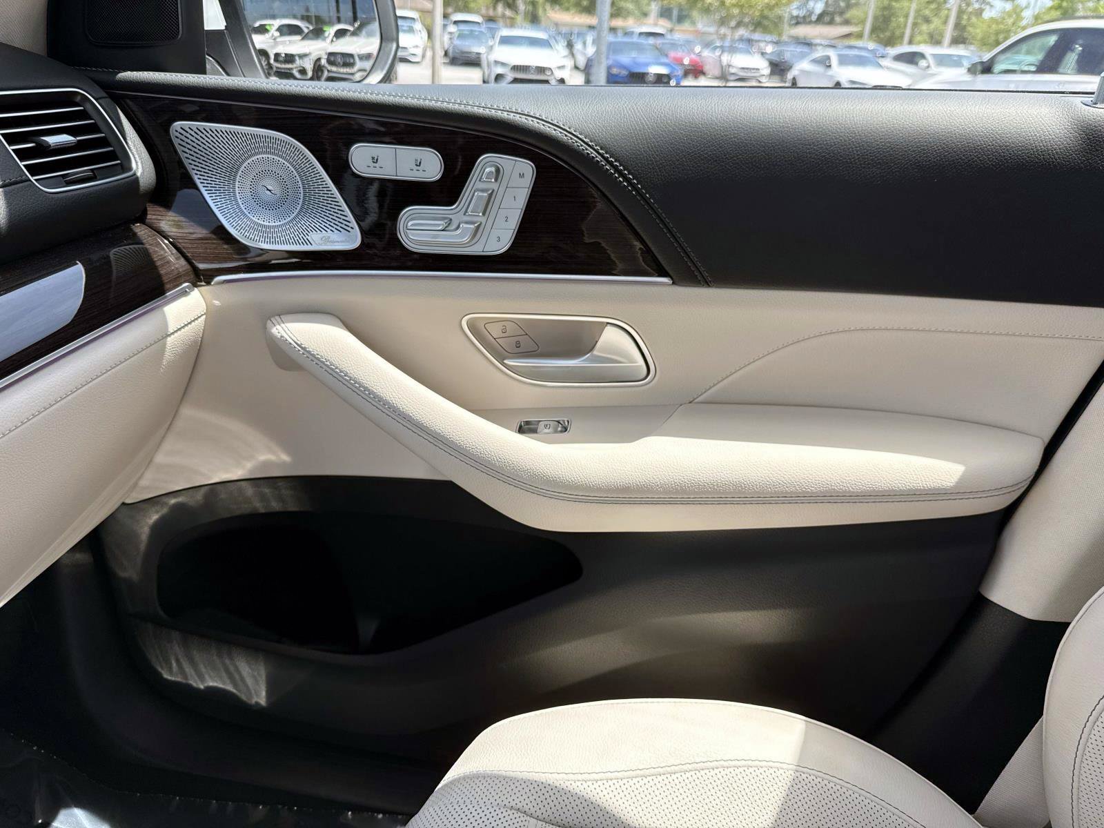 Used 2026 Moonlight White Mercedes-Benz 350 image 25