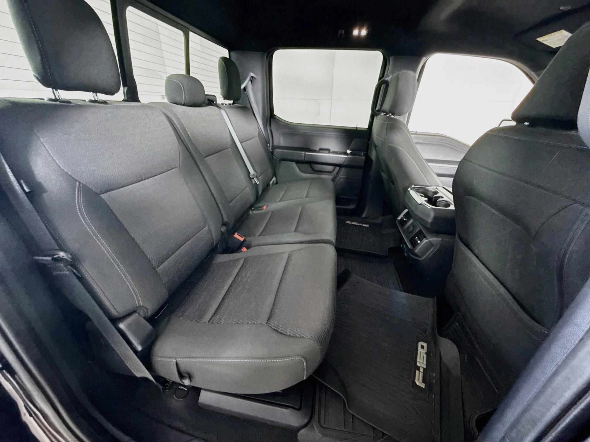 Used 2024 Antimatter Blue Metallic Ford XLT image 27