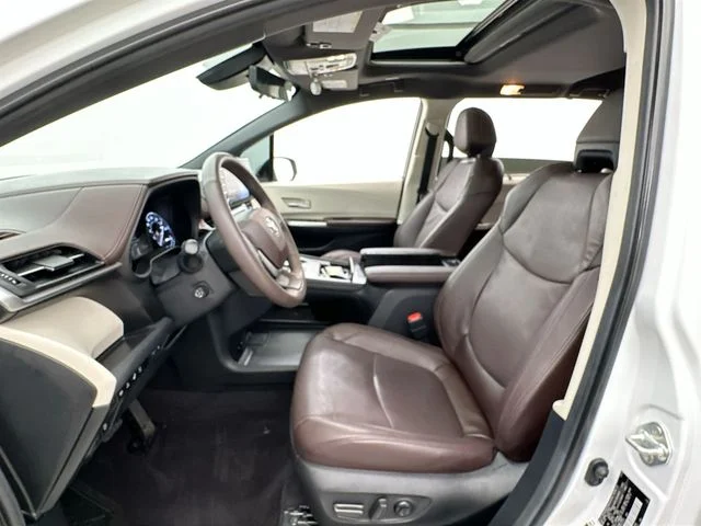 Used 2024 Beige Toyota Platinum image 9
