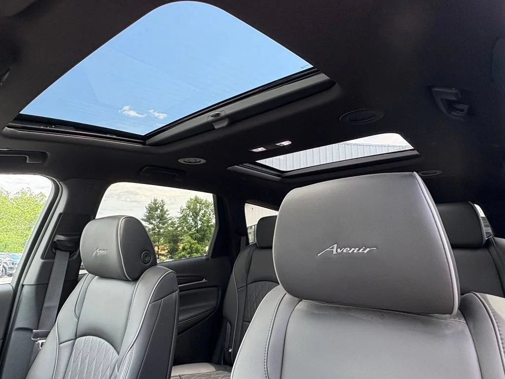 2023 Buick Enclave Avenir - Photo 11