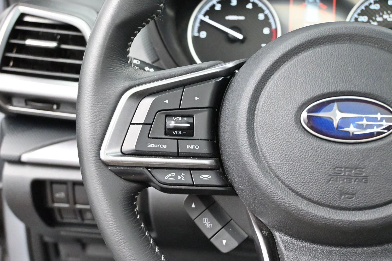 Used 2020 Ice Silver Metallic Subaru Premium image 16