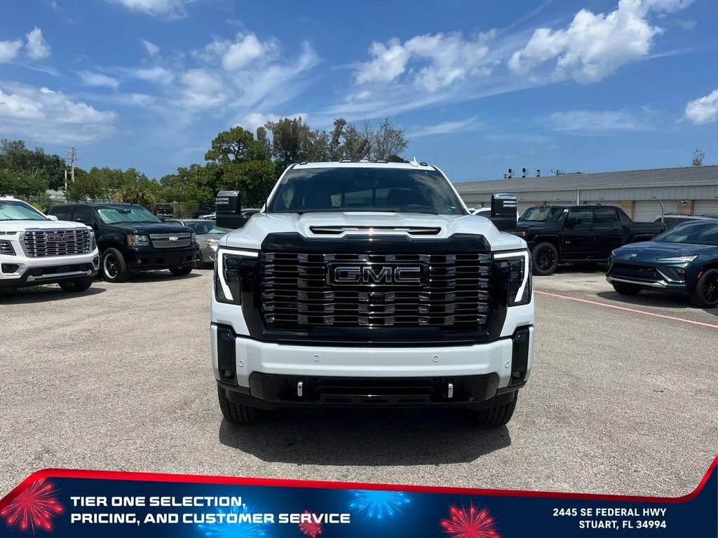 New 2026 Glacier White Tricoat GMC Denali Ultimate image 3