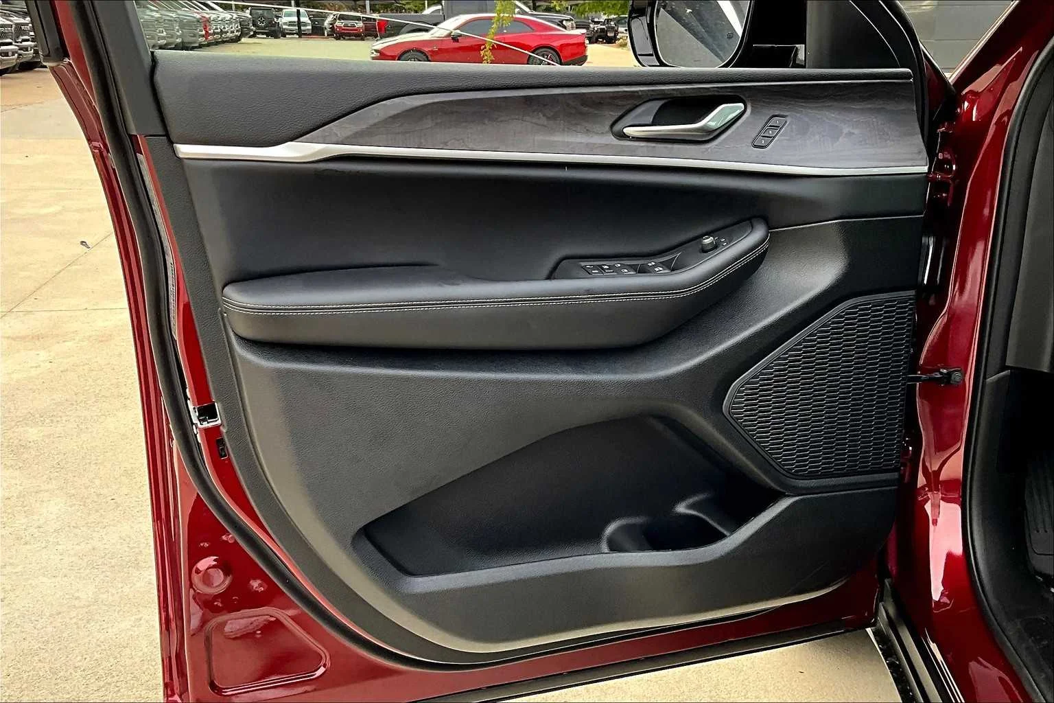 2025 Jeep Grand Cherokee Limited - Photo 11