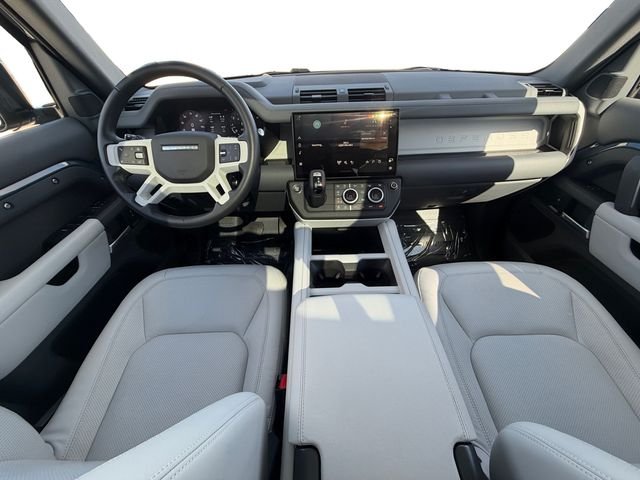 Certified Used 2026 Blue Land Rover X-Dynamic SE image 12